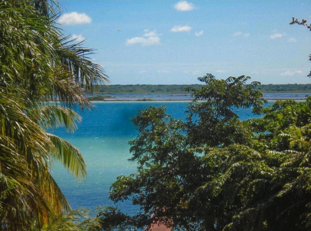 Hotel Maya Antes Navieros Bacalar Eksteriør billede